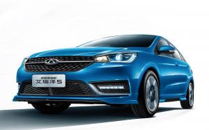 Chery Arrizo 5 for Youth '2015